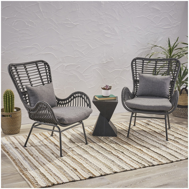 Chaise de patio en osier avec coussins Tapscott (ensemble de 2), Dark Grey, Black
