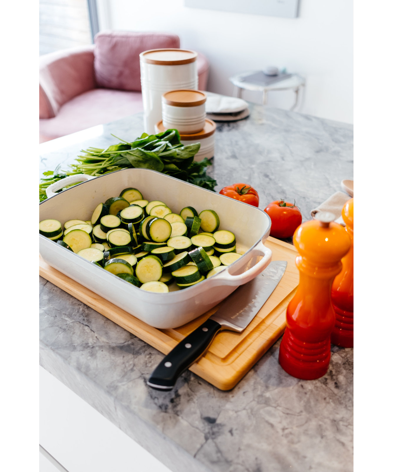Le Creuset Signature Enameled Cast Iron Roaster, 5.25 qt., White
