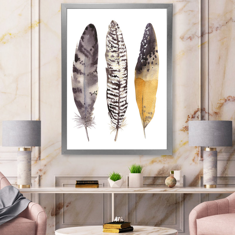 Boho Ethnic Dark Grey Feathers III - cadre photo, impression sur toile, H 32 po x l 24 po x P 1 po, Encadrement argenté
