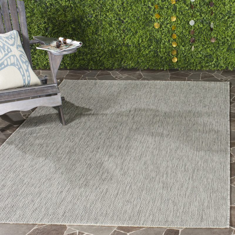 Mccullough Solid Colour Indoor / Outdoor Area Rug, Rectangle 122 x 170 cm