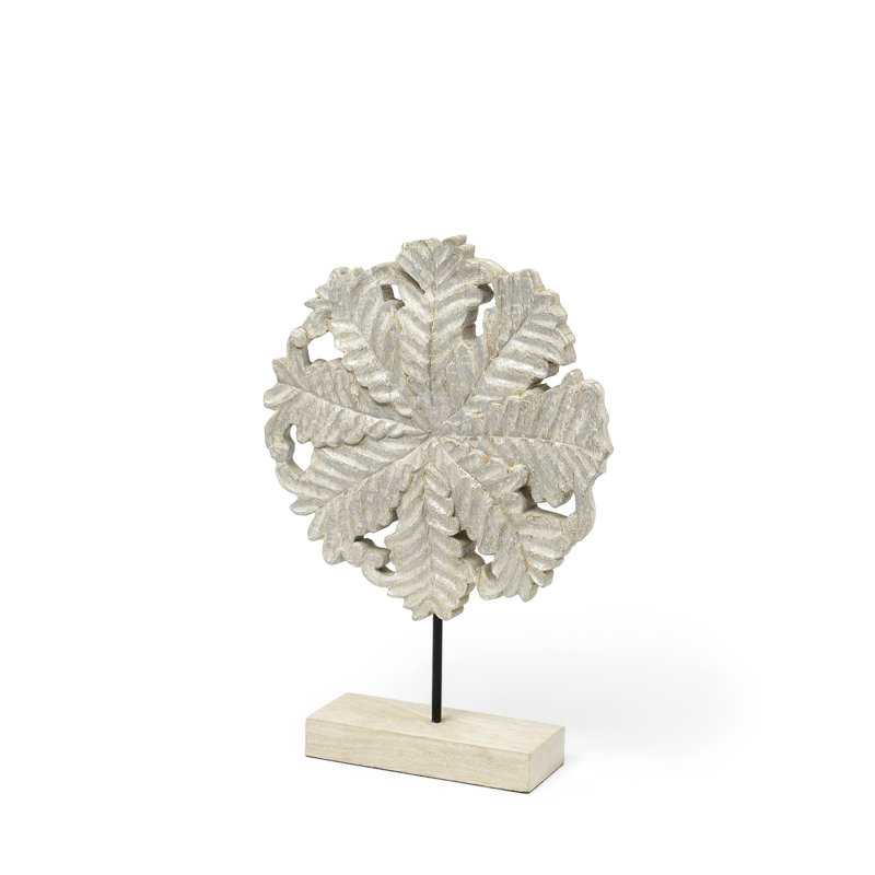 Sculpture Annika, H 18,5 po x l 14 po x P 4,33 po