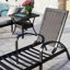 Ensemble de chaises longues inclinables 67 po avec coussins et table Yorba-1577753746