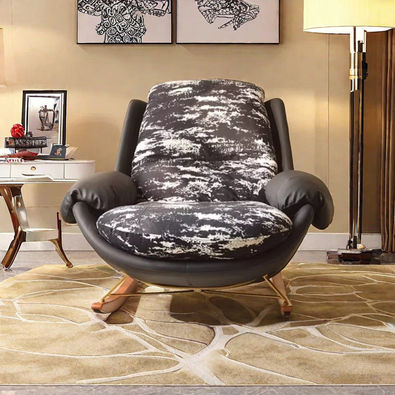 Chaise berçante simple rétro