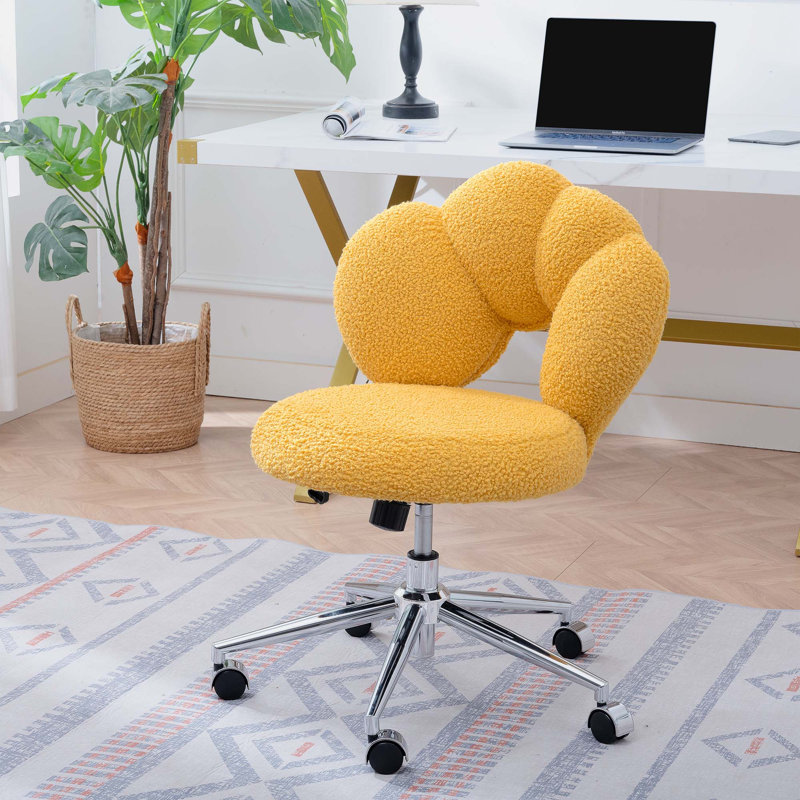 Zay 24,6 po de large sans accoudoirs, Peluche jaune