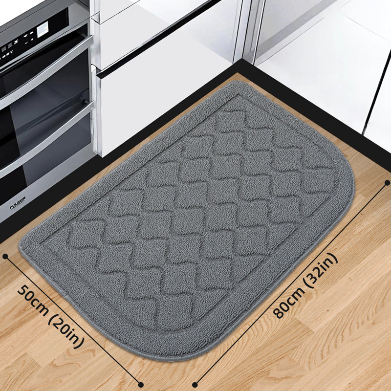  Tapis de cuisine en polypropylène antidérapant Diamante, Demi-cercle 1 pi 8 po x 2 pi 8 po, Gris