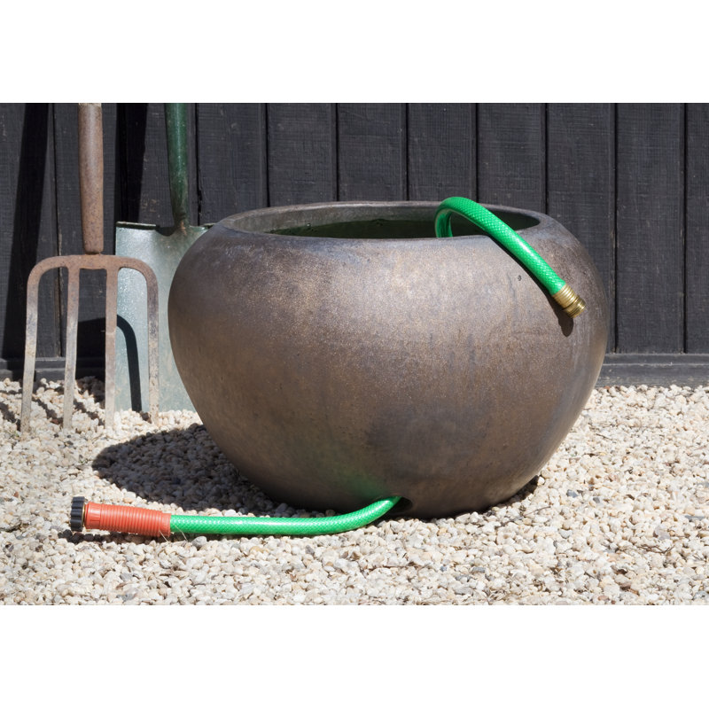 Pot à boyau d'arrosage
