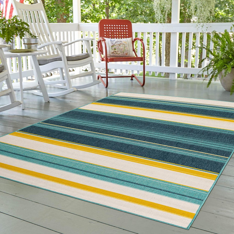 Gourlie Indoor/Outdoor Area Rug, Rectangle 9' x 12'