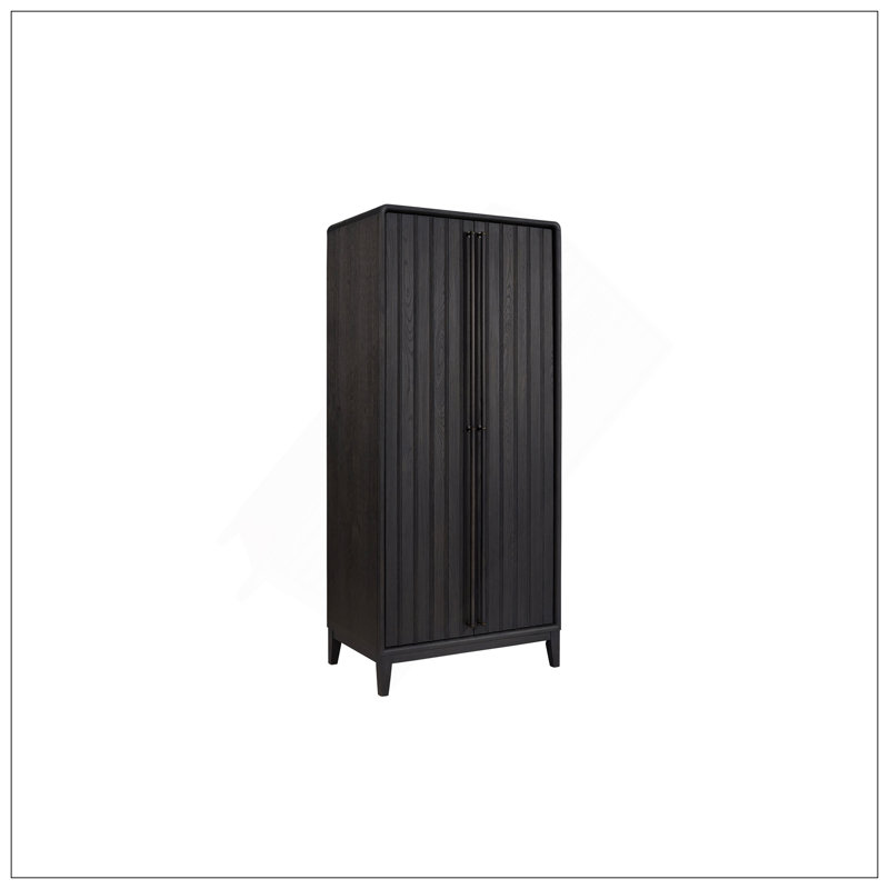 Armoire au fini poivre