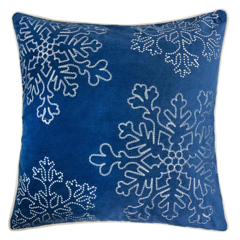 Coussin décoratif en velours bleu avec broderie et insert flocon de neige argenté, Bleu / Argent