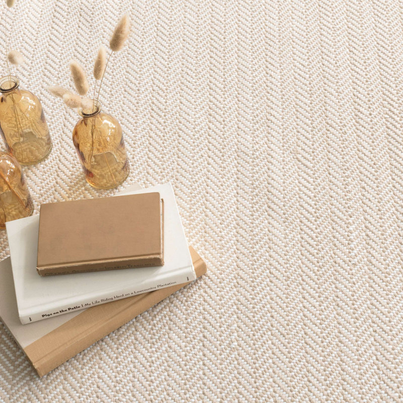Herringbone Linen/White Handwoven Indoor/Outdoor Rug, Rectangle 5' x 8'