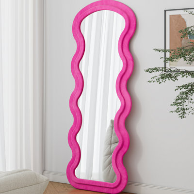 Miroir pleine grandeur en flanelle rose pour la chambre à coucher et le salon, conception ondulée artistique, plancher en flanelle, coffre-fort confortable, plusieurs pièces de Noël