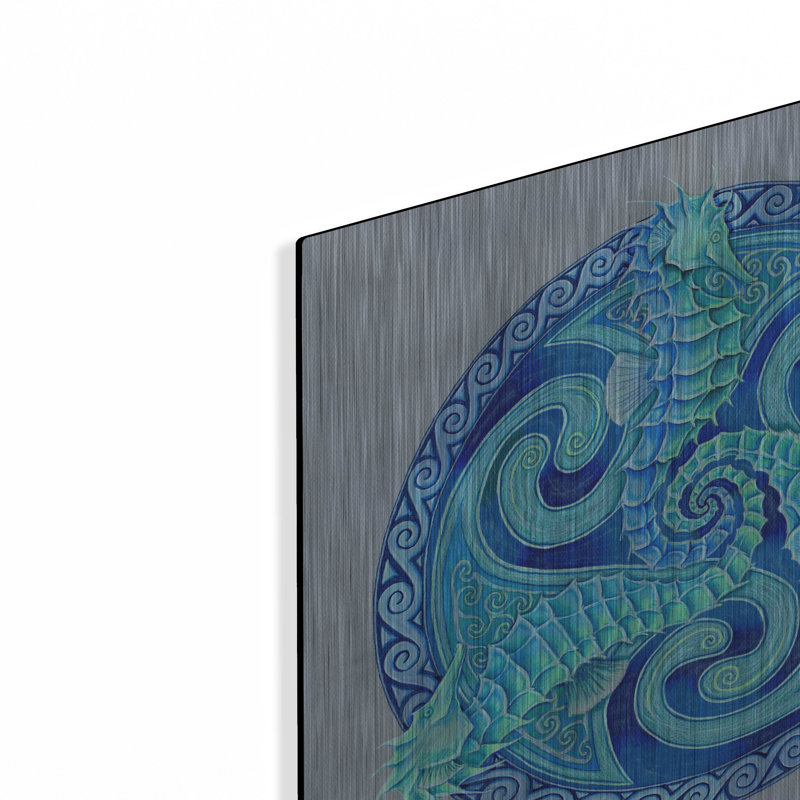 «Seahorse Triskele» par Rebecca Wang Art, H 12 po x l 12 po