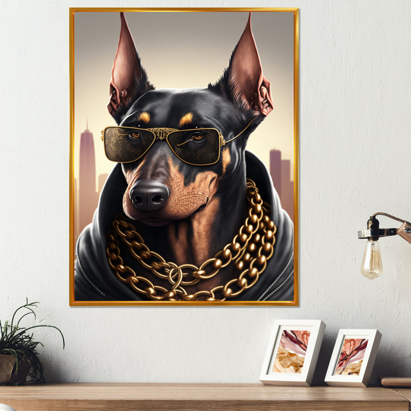 «Doberman Gangster in NYC I», impression sur toile, H 32 po x l 24 po x P 1 po, Toile avec cadre flottant or