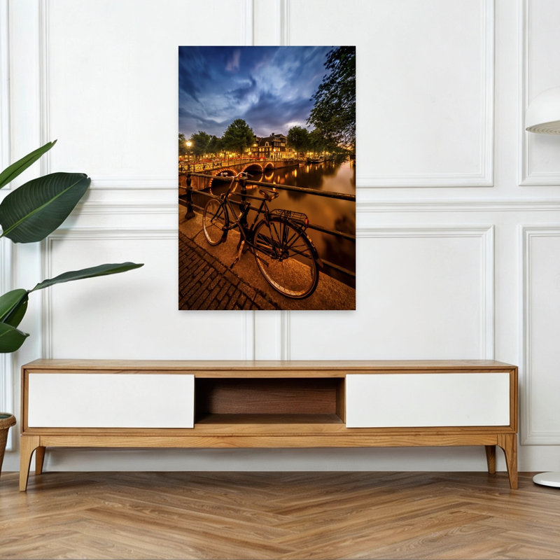«Amsterdam Night Vélo Peaceful Romantic Serene Architecture City», reproduction d'art murale, 48" H x 32" W