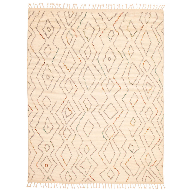 Inspirés par les tons terreux et les meilleurs matériaux, ces tapis de style marocain sont tissés par des tisserands qualifiés.