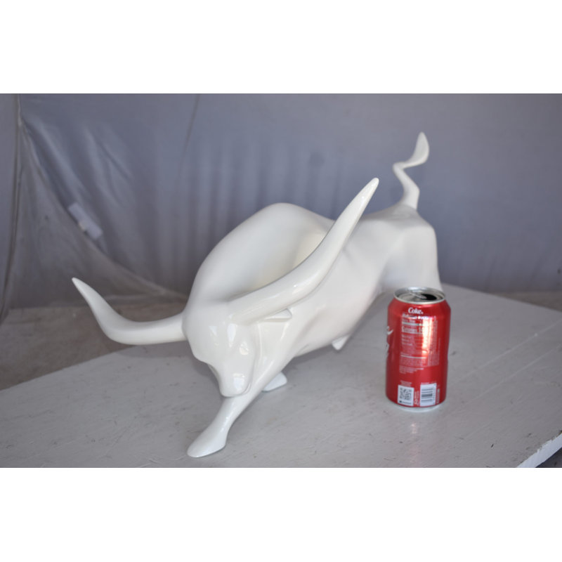 Taille du taureau: 17 po x 14 po x H 10 po, Blanc