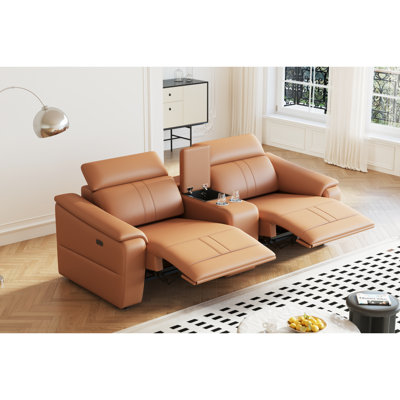 Fauteuil inclinable électrique avec réglage électrique et repose-pieds, revêtement en cuir respirant, rembourrage en mousse haute densité, structure en bois massif, design spacieux, compartiments de rangement et porte-gobelets, coloris brun technique simple