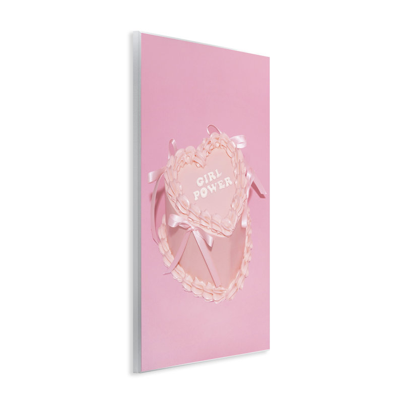 «Pink Girl Power Cake» par Lish Creative
