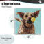 Plaque murale chien jouant avec une balle, design Studio Bautista