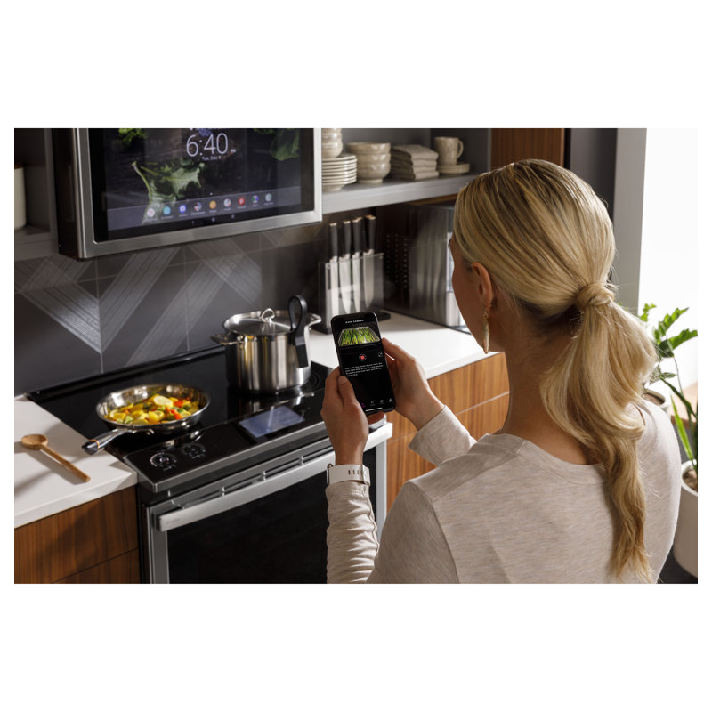 30" 5.3 cu.ft. Smart Slide-in Electric Range