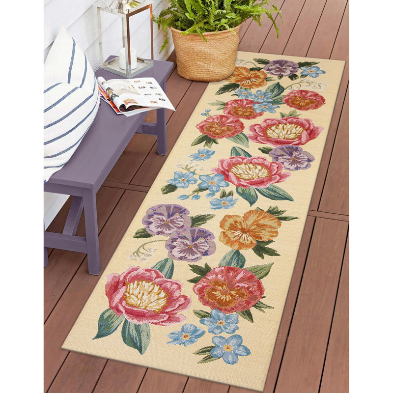 Kincaid Secret Garden Indoor/Outdoor Area Rug, Runner 1'11" x 7'6"