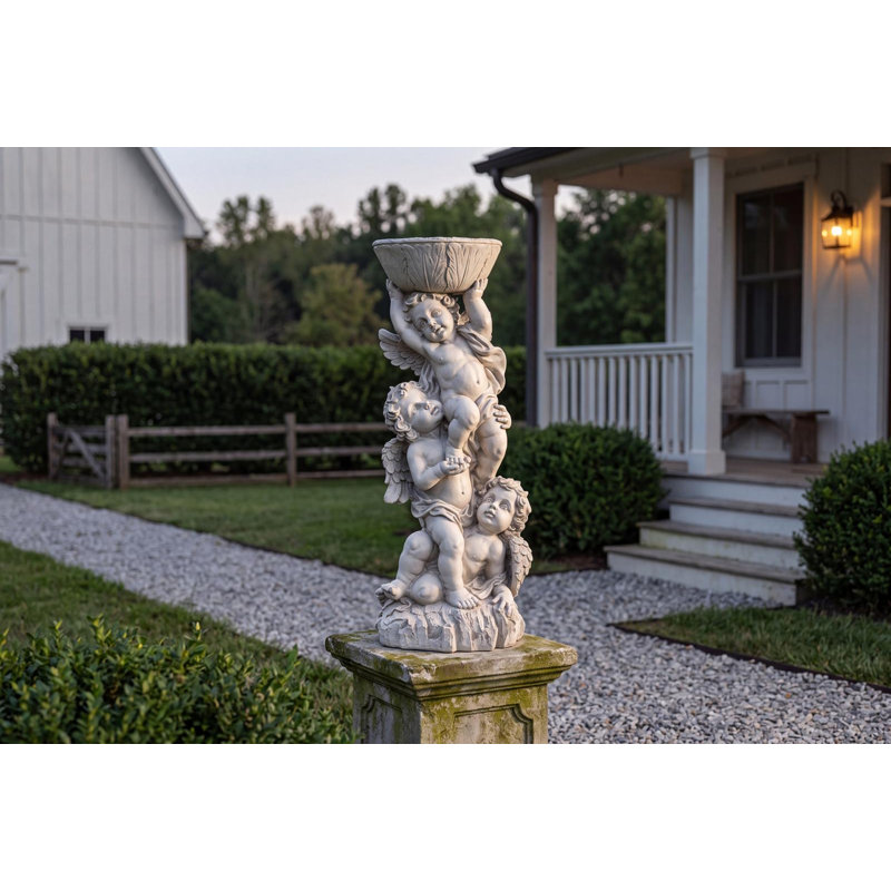 Bain d'oiseaux Tyrone Three Cherub