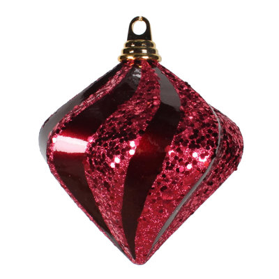 Ornement en forme de diamant