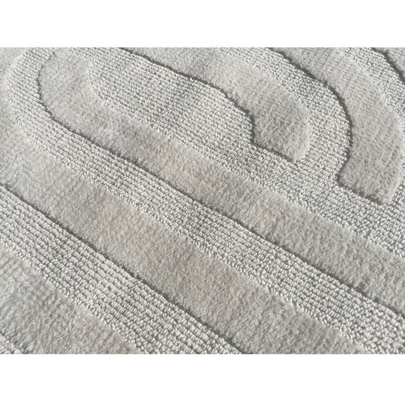 Efstathios Rug, Rectangle 2' x 3'