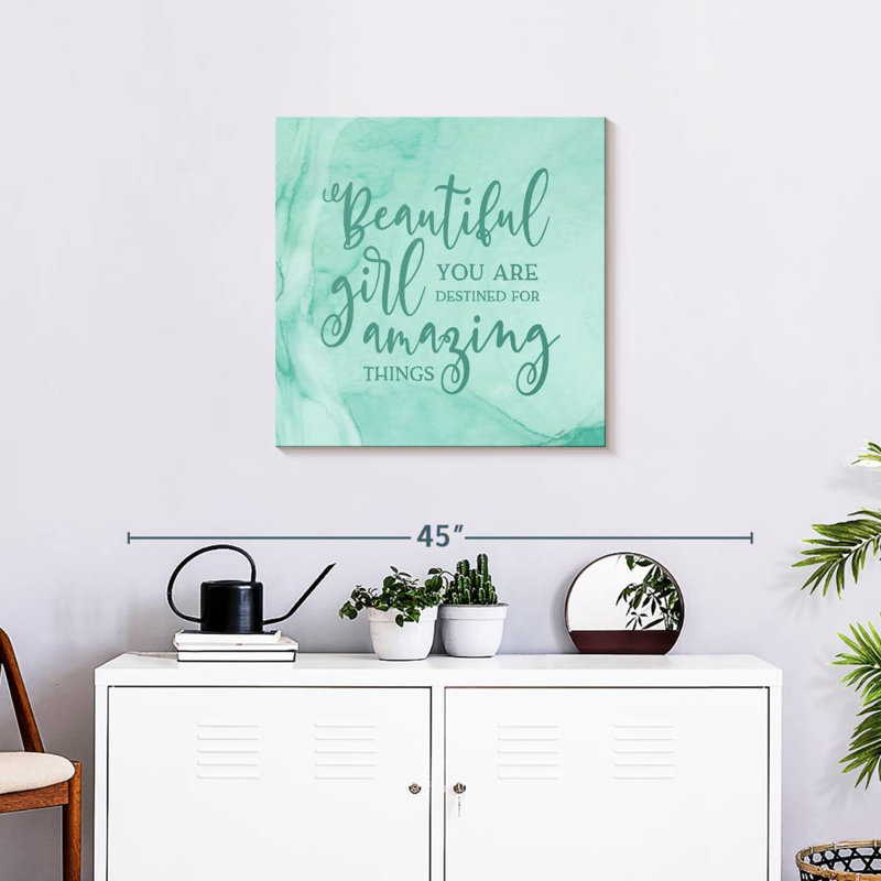 Tergel Girl Inspired - Incroyable, H 24 po x l 24 po