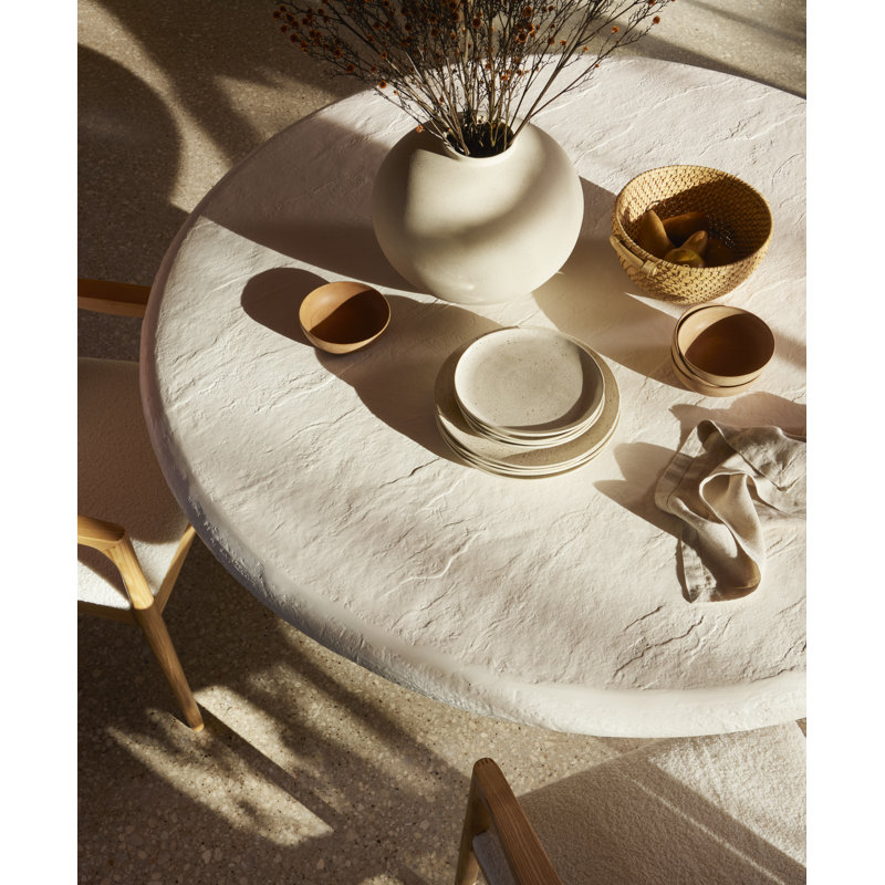 Grano Round Dining Table