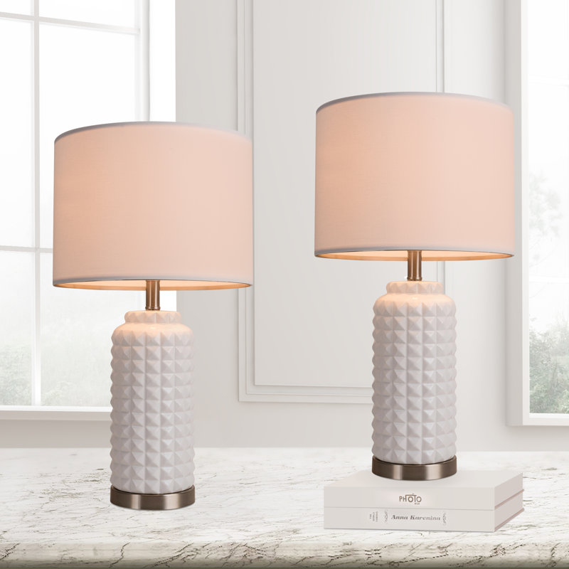 Lampe de table en céramique avec abat-jour en lin blanc naturel SIMPOL