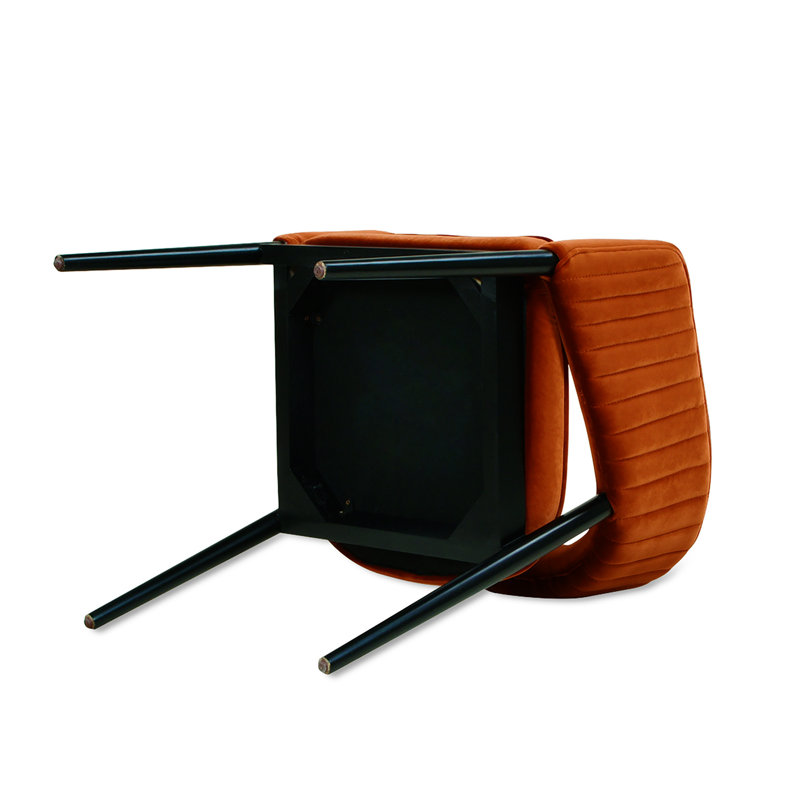 Chaise de salle à manger en tonneau Mirah