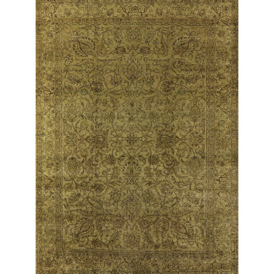 Tapis oriental oriental doré