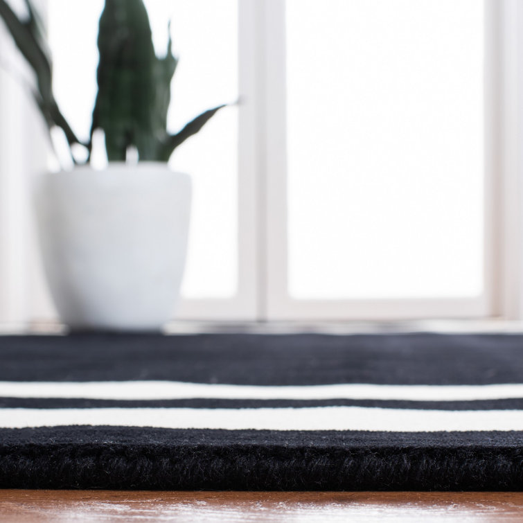 Fitzgerald Wool Area Rug