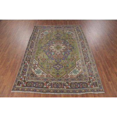 Tapis vert clair à motif géométrique traditionnel 7 x 9