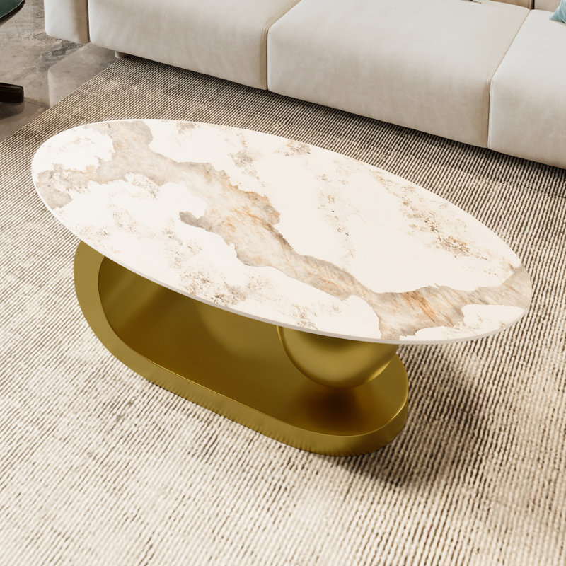 Table basse moderne ovale pour le salon, plateau de table en pierre frittée à motif marbré avec base en acier inoxydable doré de 47,2 po