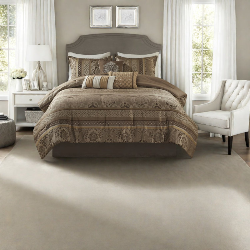 Ensemble de literie en jacquard luxueux, polyester brun doré, élégance pour la chambre à coucher