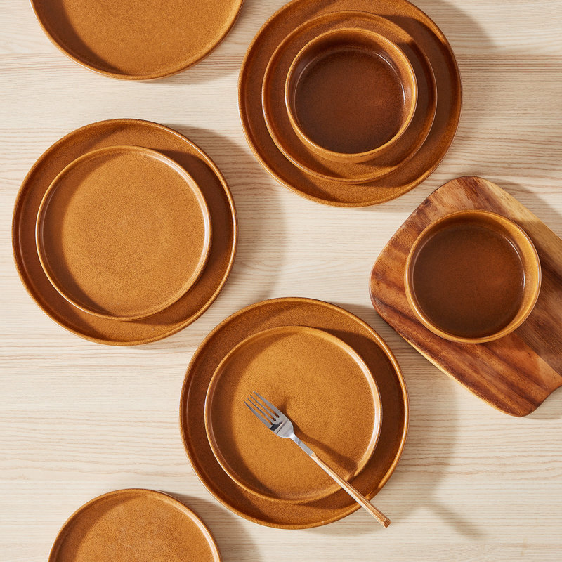 Stoneware Dinnerware - Service for 4, Yellow
