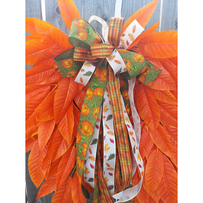 Couronne d'automne à feuilles orange