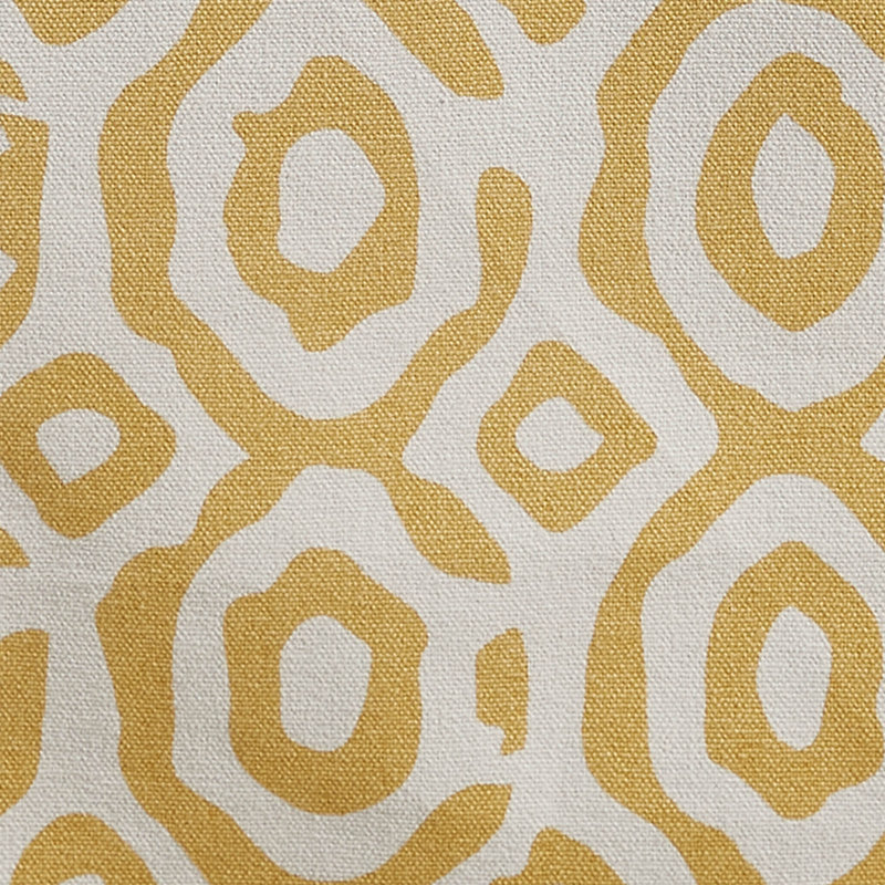 Bandiero Rectangular Geometric Table Runner
