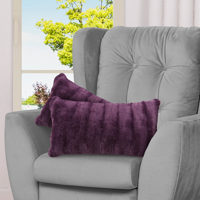 Housse et coussin rectangulaire imitation fourrure Swampscott, Violet