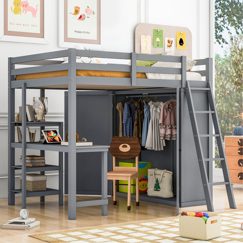 Lit mezzanine avec garde-robe, bureau et tablettes ouvertes