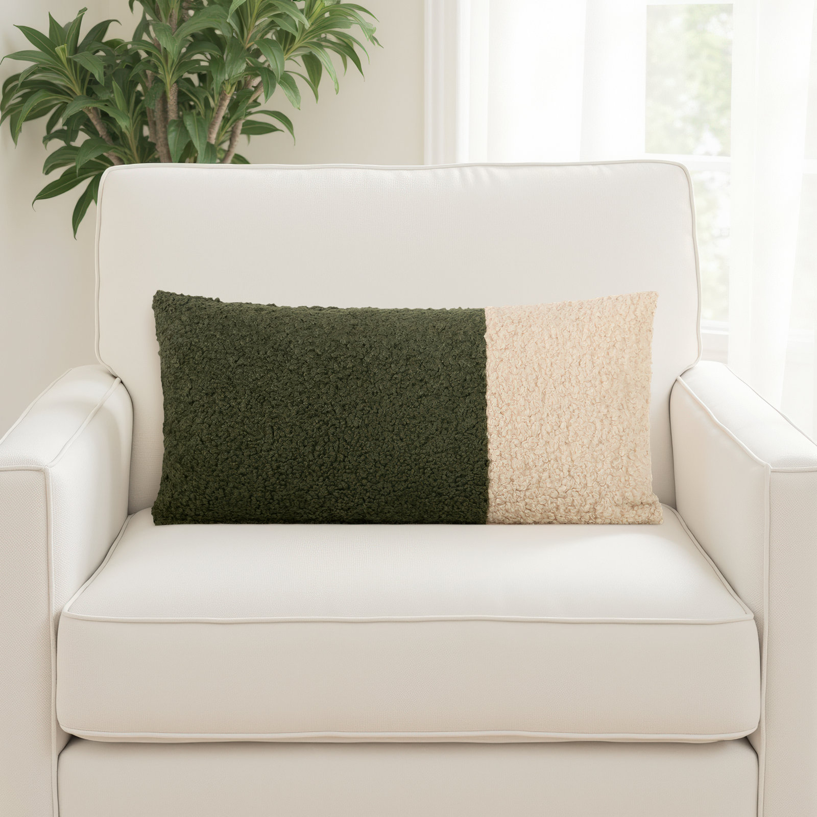 Hanka 26" x 14" Throw Pillow, Cloverleaf