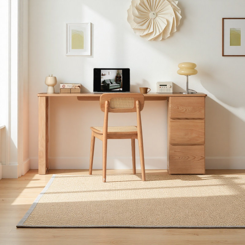 Bureau à trois tiroirs en U avec pieds