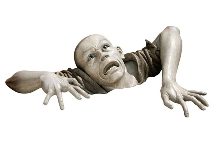 Statue zombie of montclaire