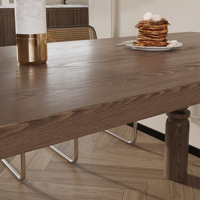 Table de salle à manger en bois massif de style français., H 29,5 po x L 70,8 po x l 31,4 po
