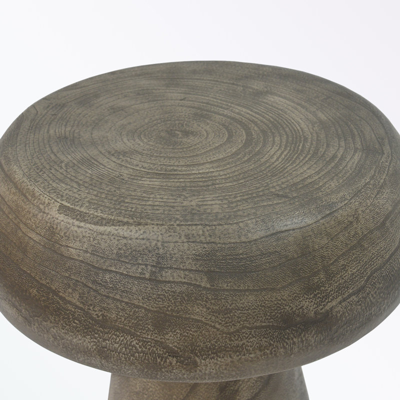 round shape patio table with sturdy base