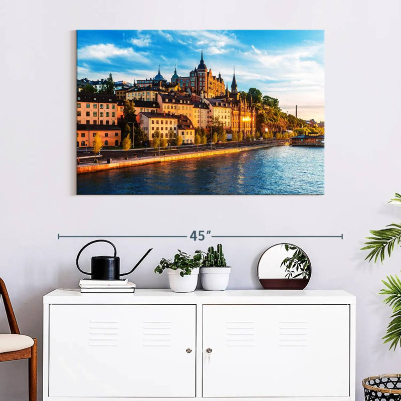 Nicci Stockholm Sweden, 26" H x 39" W