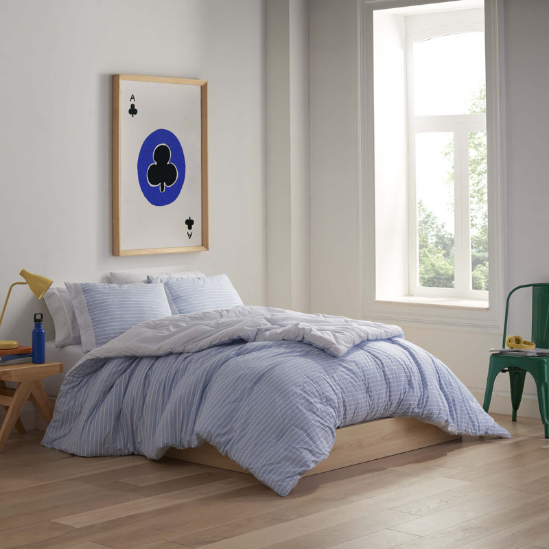 Martex Expression Yuma  Comforter Set, Queen Comforter + 2 Euro Shams, Crosby Blue 