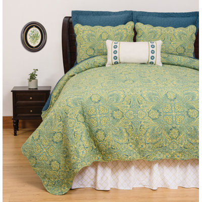 Farnham Cotton Paisley Quilt